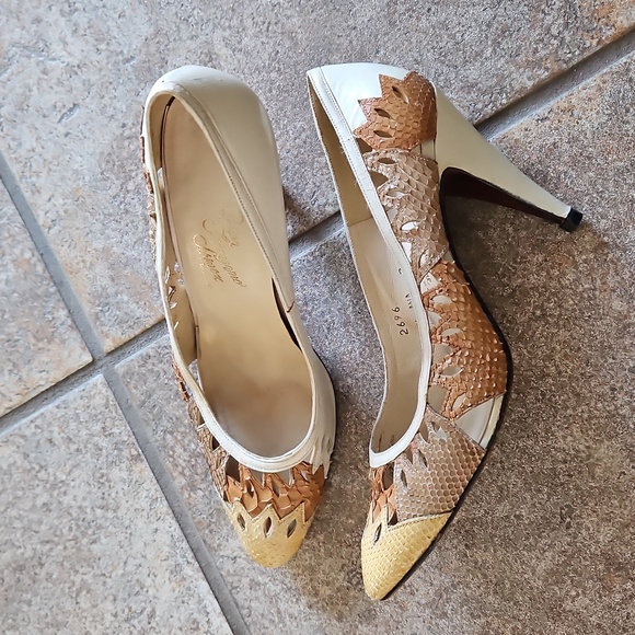 Rodina Ferragamo Schlovore Heels Made In Spain Vintage And Authentic - Picture 8 of 16